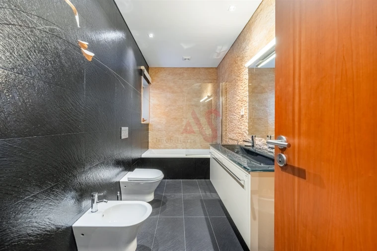 Moradia T4 para Venda em Souto Santa Maria, Souto São Salvador e Gondomar Foto 25