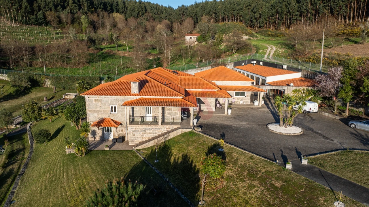 Moradia T4 para Venda em Souto Santa Maria, Souto São Salvador e Gondomar Foto 11