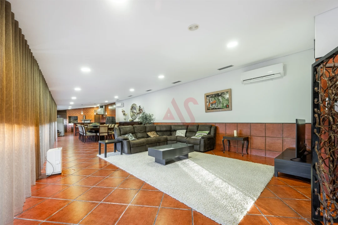 Moradia T4 para Venda em Souto Santa Maria, Souto São Salvador e Gondomar Foto 34