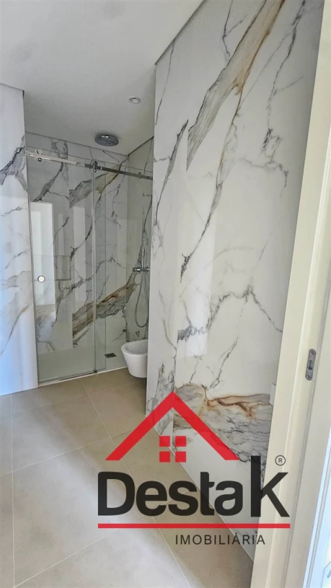 Apartamento T2 para Venda em Esgueira