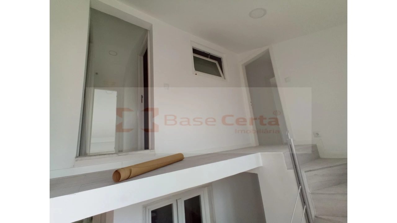 Moradia T9 para Venda em Ajuda Foto 19