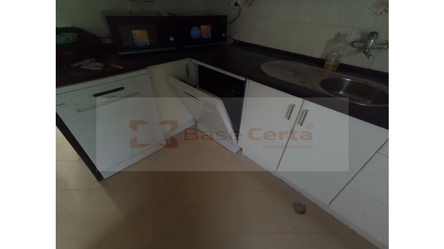 Moradia T9 para Venda em Ajuda Foto 5