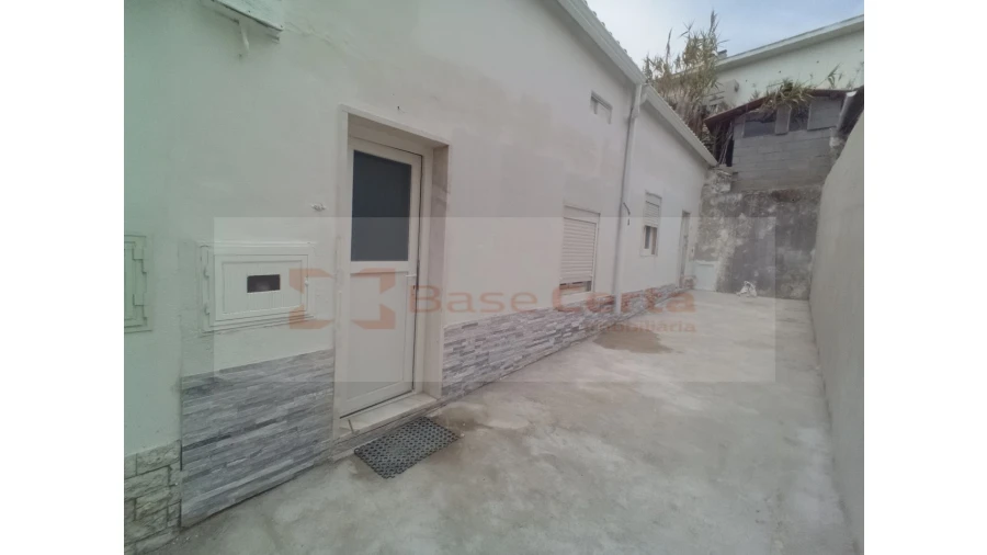 Moradia T9 para Venda em Ajuda Foto 27