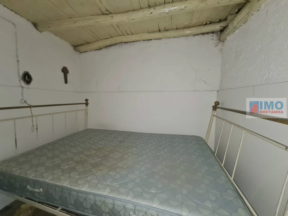 Moradia T2 para Venda em Salgueiro do Campo Foto 5