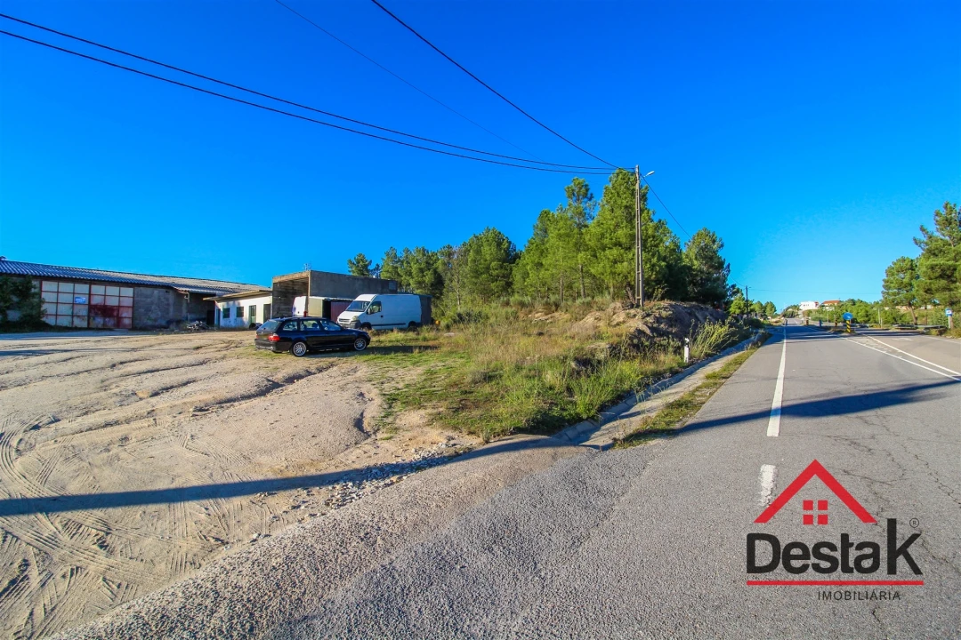 Armazém para Venda em Sernancelhe e Sarzeda Foto 5