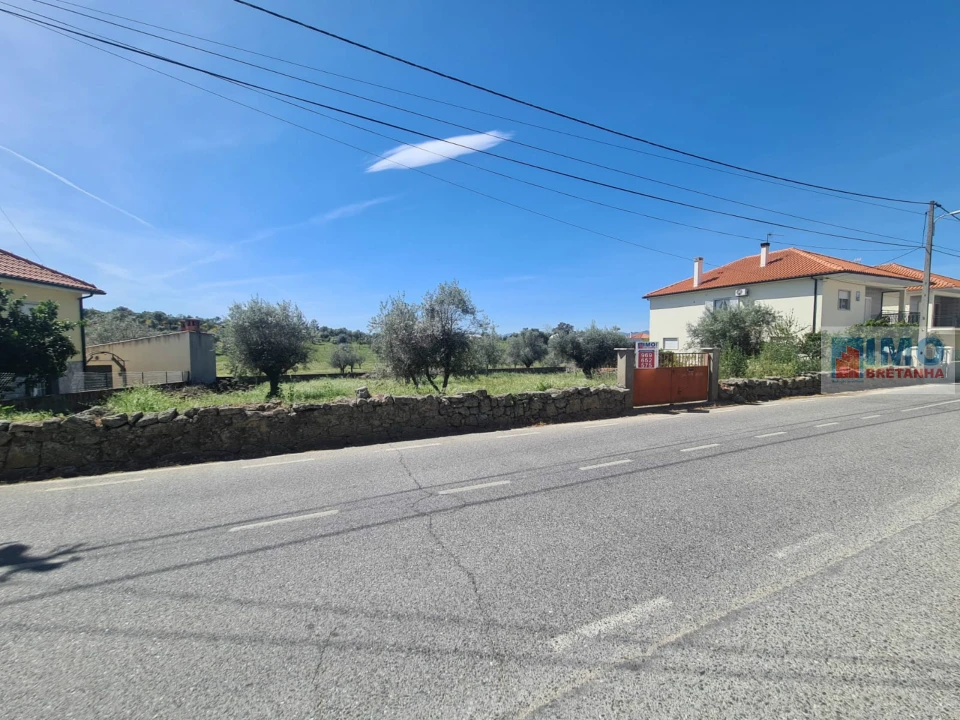 Terreno para Venda em Póvoa de Rio de Moinhos e Cafede Foto 3