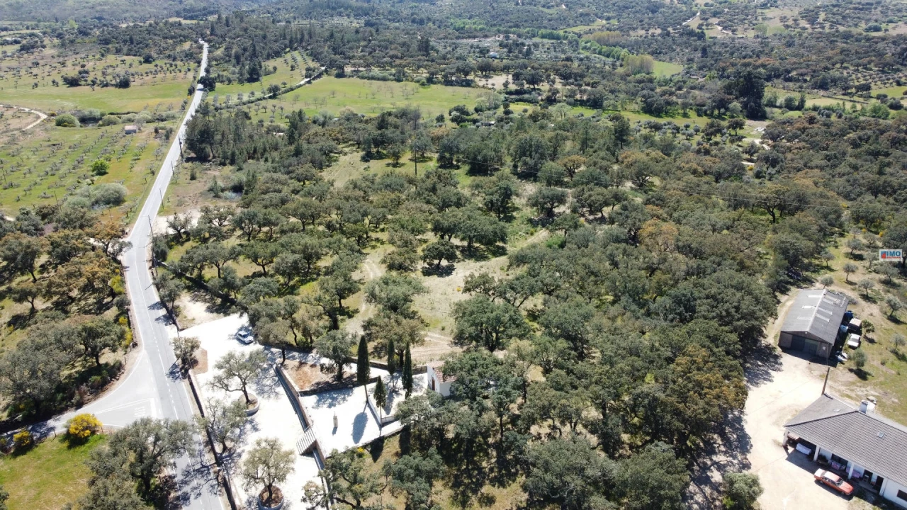 Quinta T0 para Venda em Póvoa de Rio de Moinhos e Cafede Foto 4