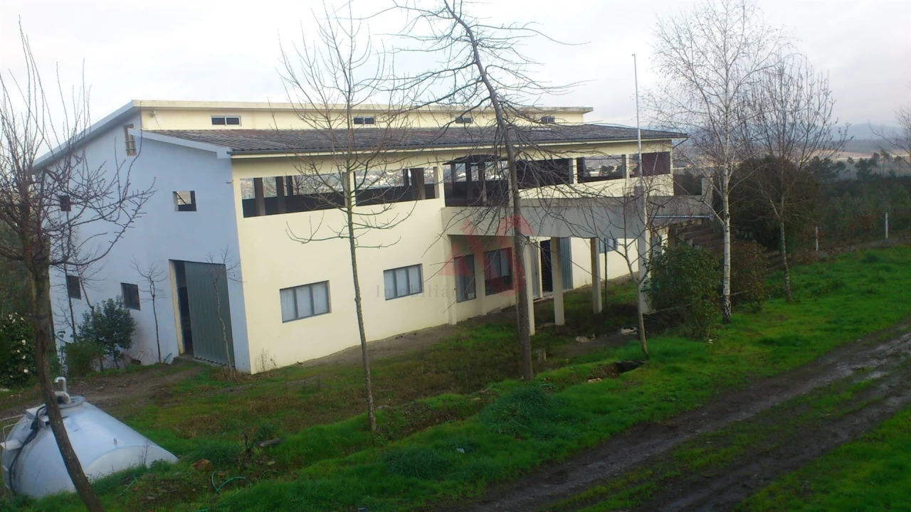 Armazém para Venda em Recarei Foto 3