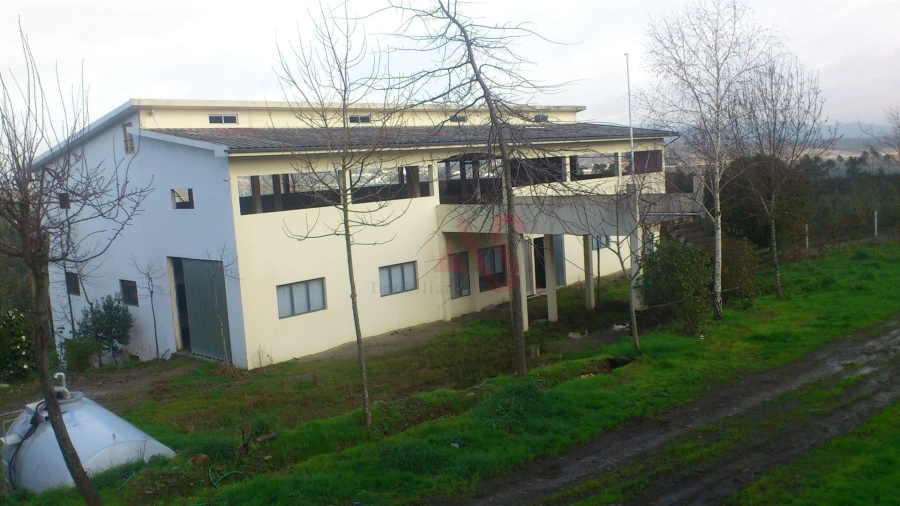 Armazém para Venda em Recarei Foto 3