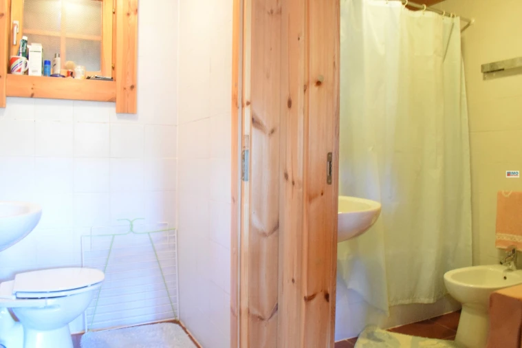 Moradia T3 para Venda em Cortes do Meio Foto 22