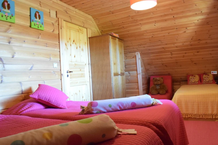 Moradia T3 para Venda em Cortes do Meio Foto 30