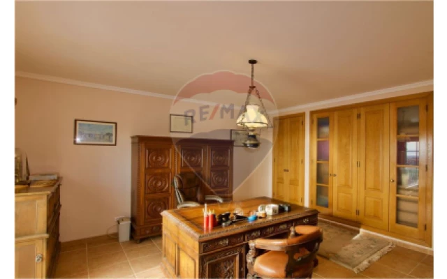 Moradia T4 para Venda em Loule (São Clemente)