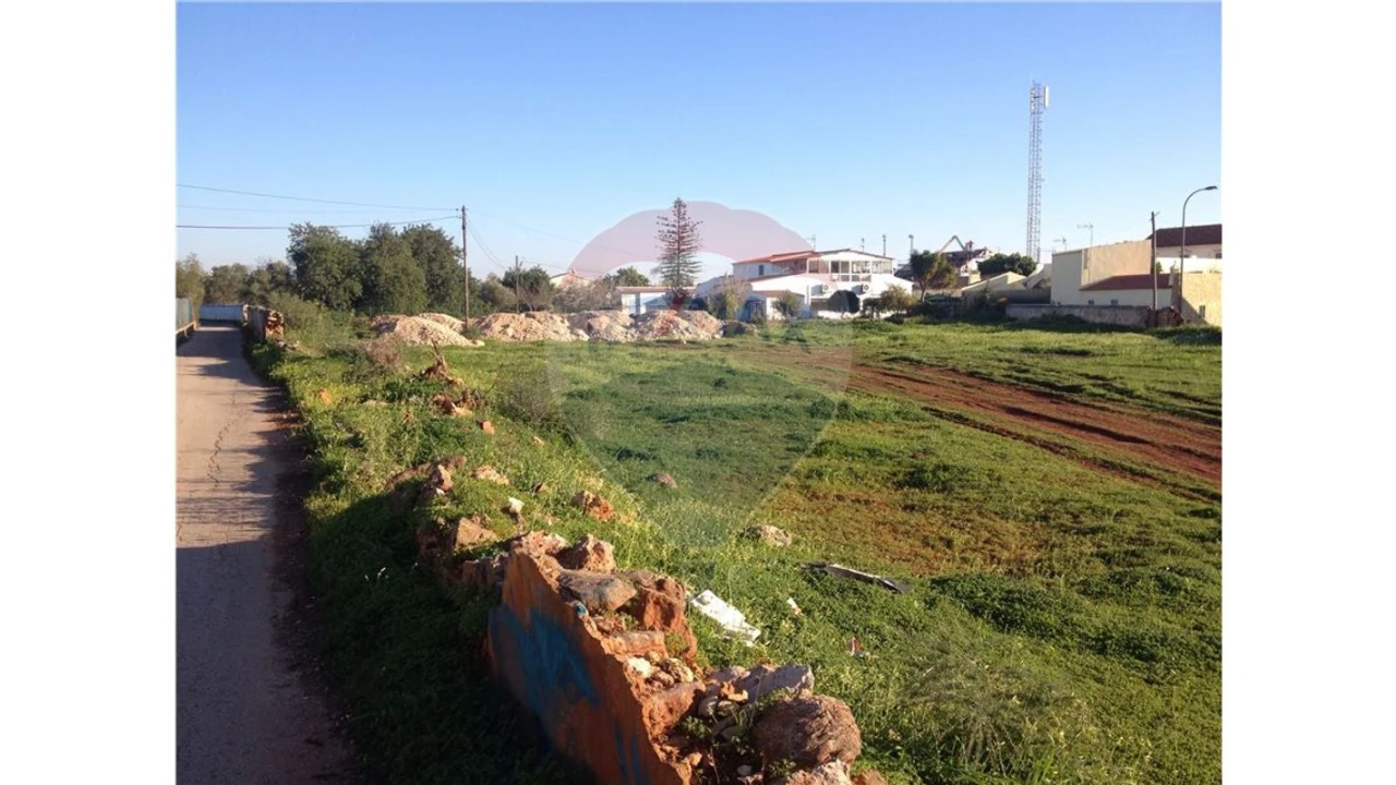 Terreno P/ Prédio para Venda em Loule (São Sebastião) Foto 1