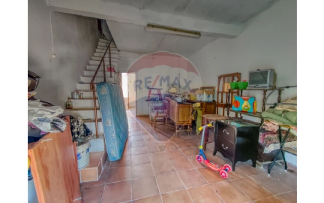 Moradia T3 para Venda em Loule (São Sebastião)