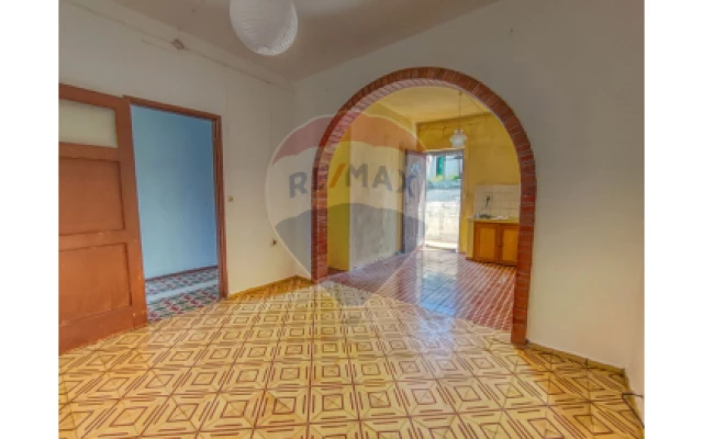 Moradia T3 para Venda em Loule (São Sebastião)