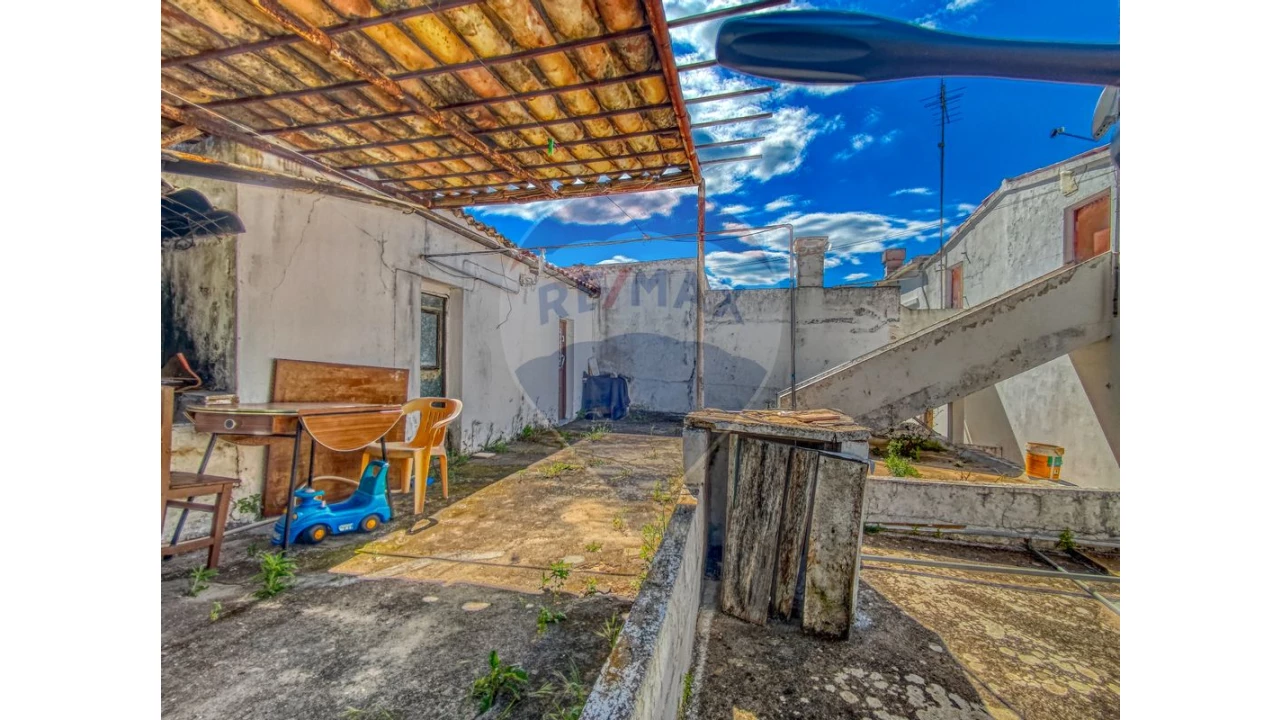 Moradia T3 para Venda em Loule (São Sebastião) Foto 10