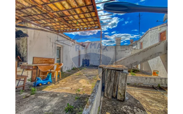 Moradia T3 para Venda em Loule (São Sebastião) Foto 10