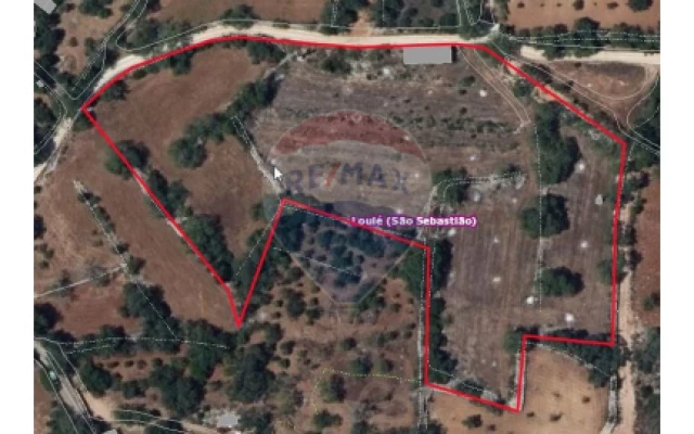 Moradia T2 para Venda em Loule (São Sebastião)