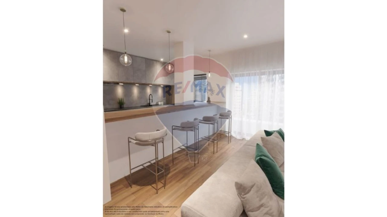 Apartamento T1 para Venda em Faro (Sé e São Pedro) Foto 1