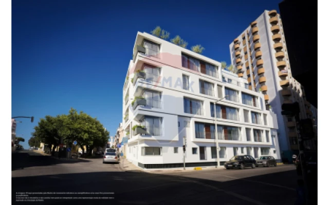 Apartamento T3 para Venda em Faro (Sé e São Pedro)