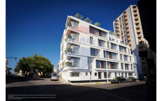 Apartamento T3 para Venda em Faro (Sé e São Pedro)