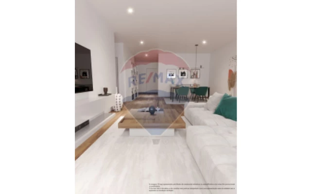Apartamento T4 para Venda em Faro (Sé e São Pedro)
