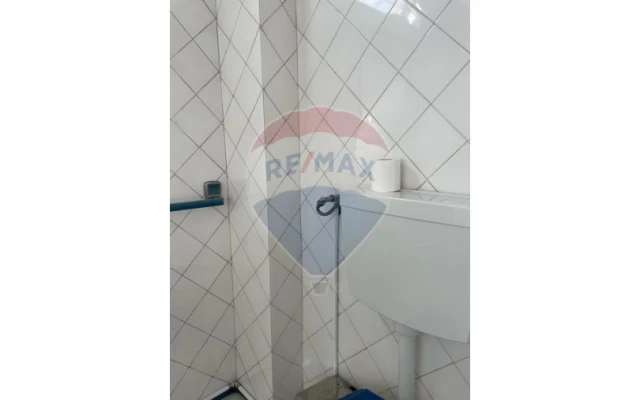 Loja para Venda em Faro (Sé e São Pedro) Foto 11