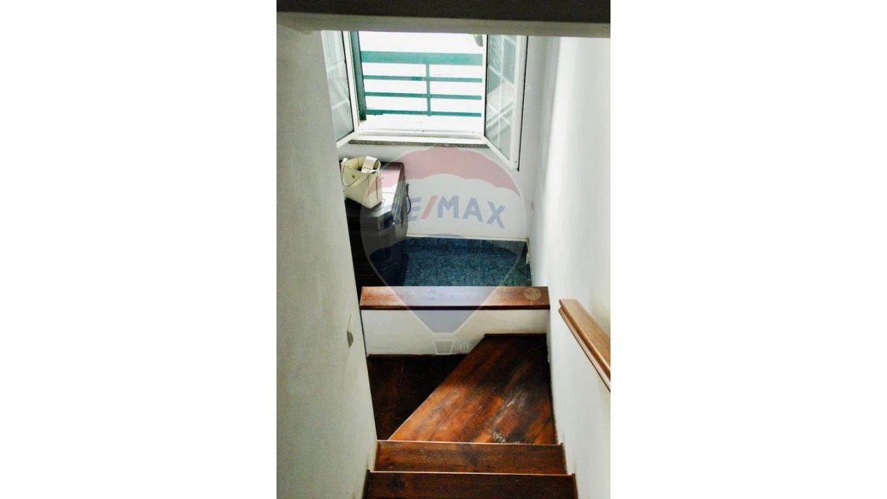 Moradia T2 para Venda em Santa Comba Dão e Couto do Mosteiro Foto 8