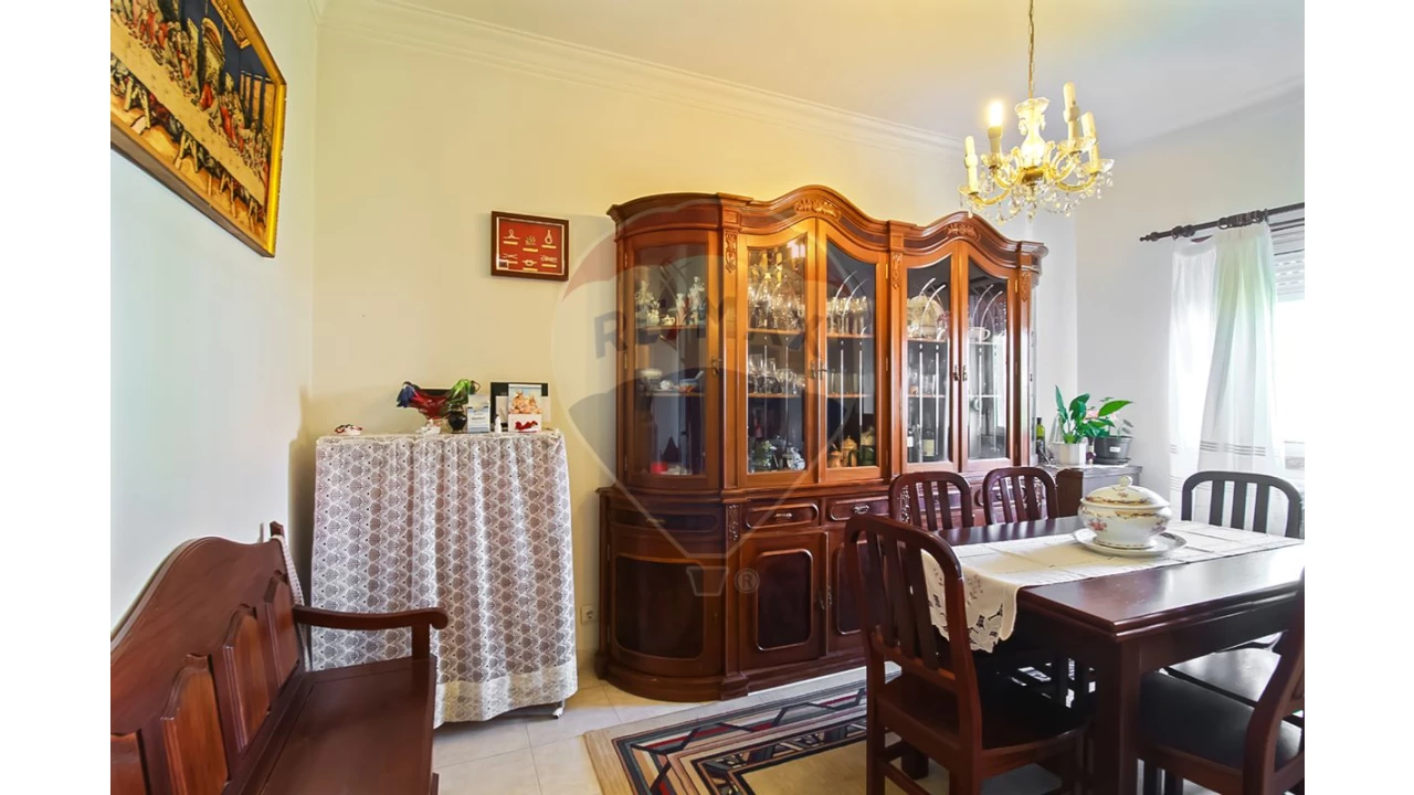 Apartamento T2 para Venda em Mina de Água Foto 7
