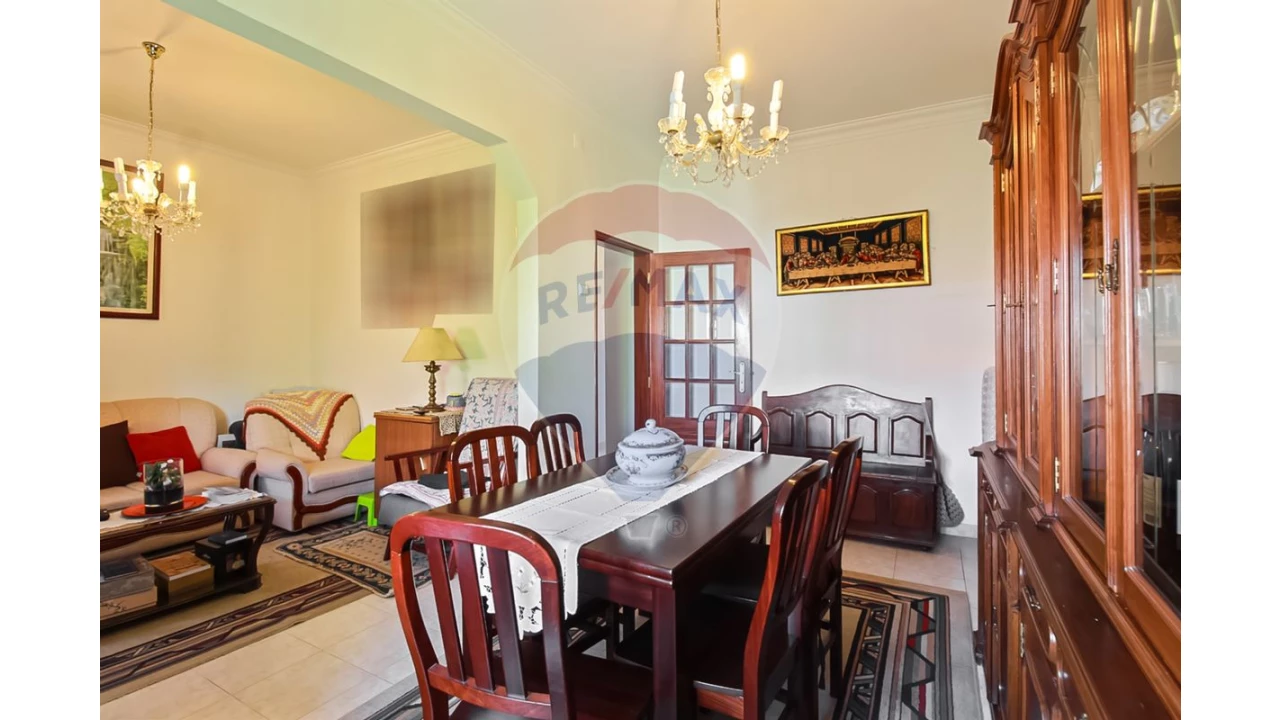 Apartamento T2 para Venda em Mina de Água Foto 5