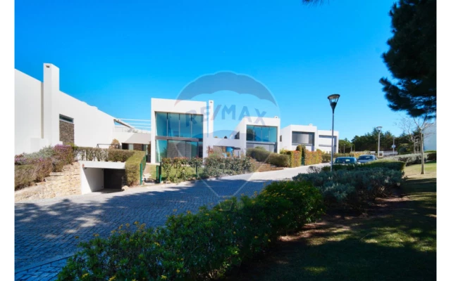 Moradia T5 para Venda em Santa Maria e São Miguel, São Martinho, São Pedro Penaferrim Foto 8