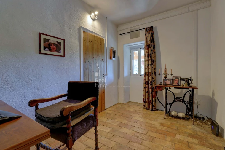 Quinta T3 para Venda em Santa Catarina da Fonte do Bispo Foto 14