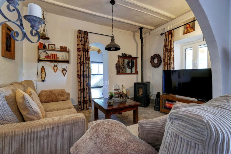 Quinta T3 para Venda em Santa Catarina da Fonte do Bispo Foto 10