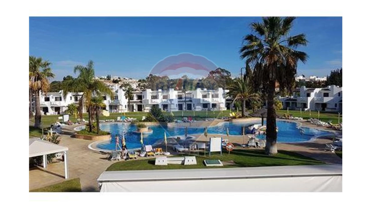 Apartamento T1 para Venda em Albufeira e Olhos de Água Foto 6