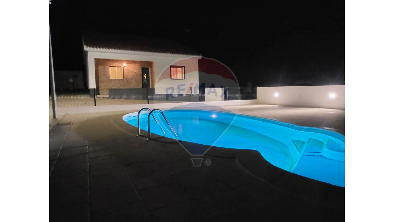 Moradia T3 para Venda em Messejana Foto 5