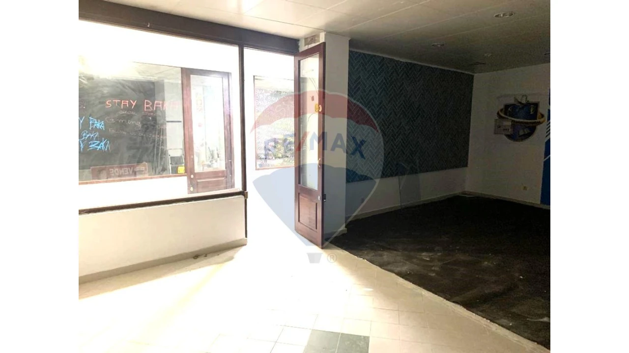 Loja para Venda em Albufeira e Olhos de Água Foto 4