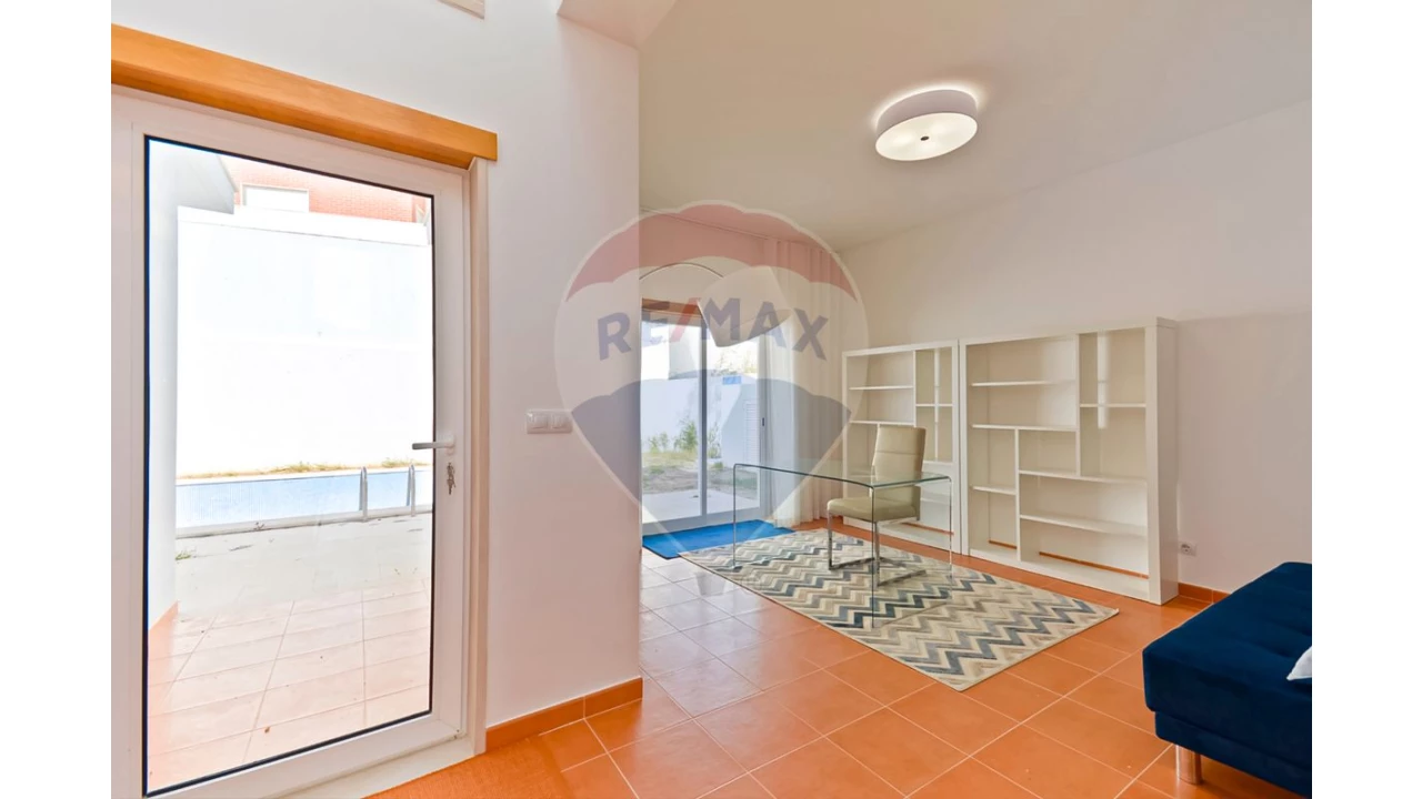 Moradia T4 para Venda em Albufeira e Olhos de Água Foto 11
