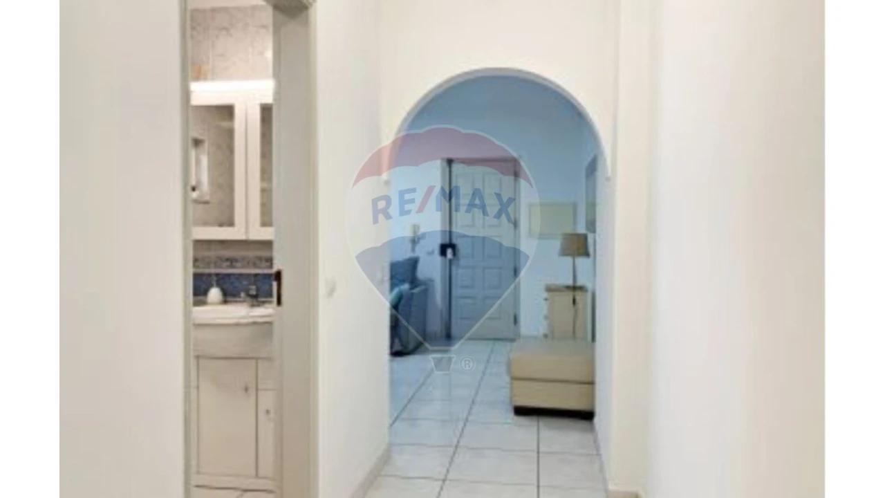 Apartamento T1 para Venda em Quarteira Foto 12