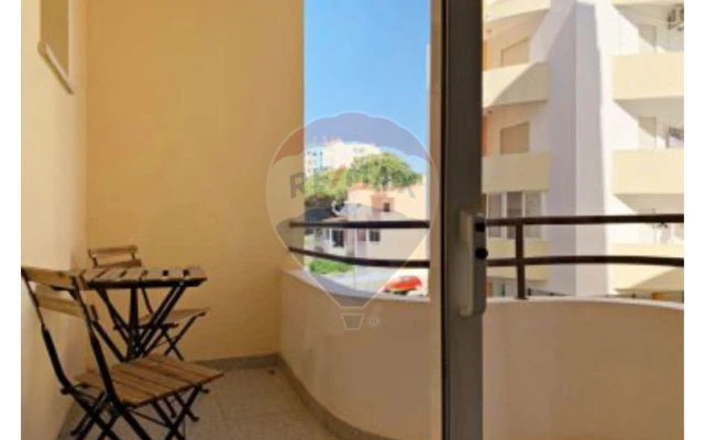 Apartamento T1 para Venda em Quarteira Foto 14