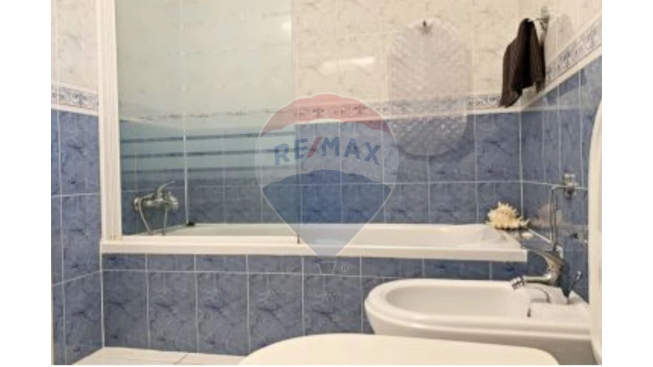 Apartamento T1 para Venda em Quarteira Foto 23