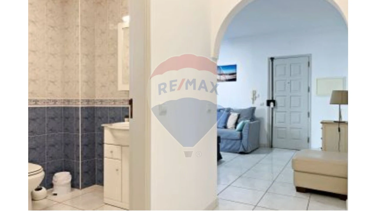 Apartamento T1 para Venda em Quarteira Foto 25