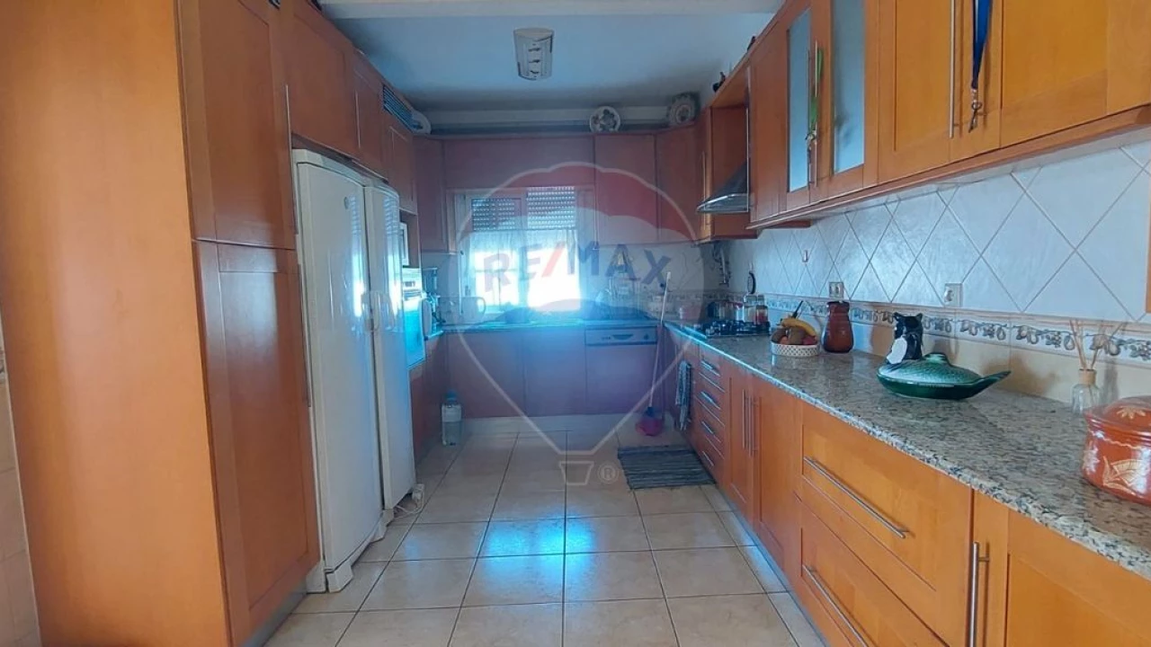 Moradia T6 para Venda em Portimão Foto 10
