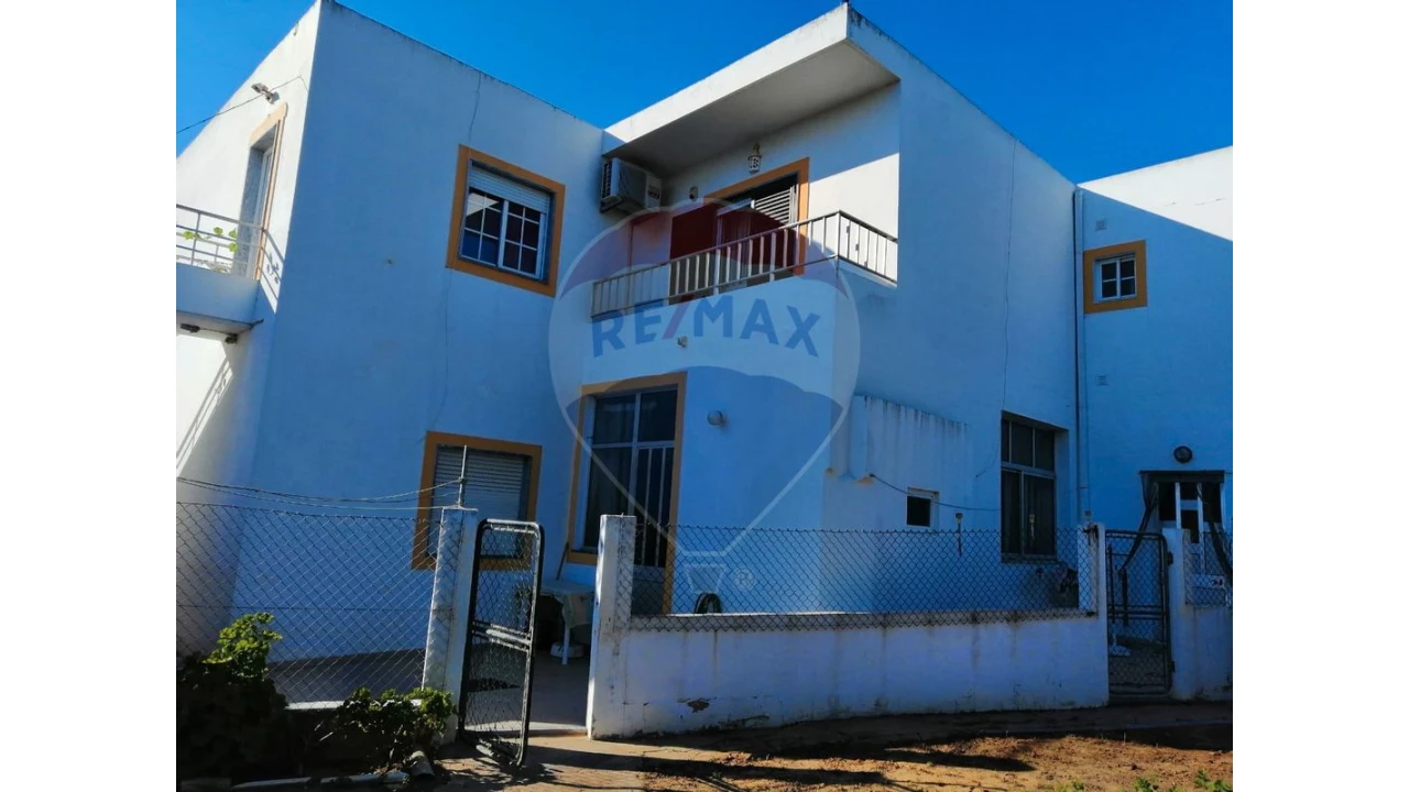 Moradia T6 para Venda em Portimão Foto 1