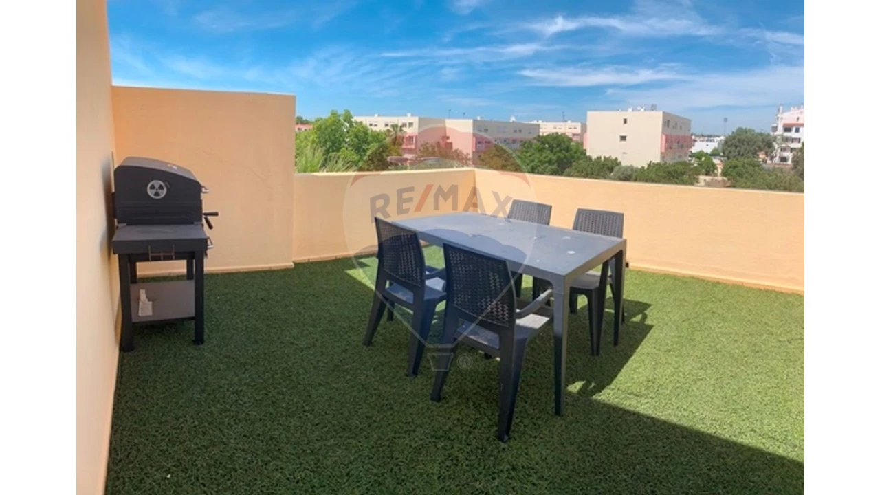 Apartamento T1 para Venda em Albufeira e Olhos de Água Foto 2