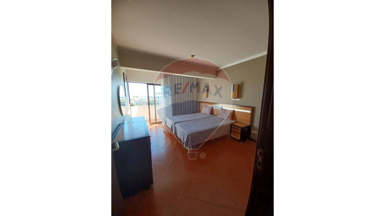 Apartamento T1 para Venda em Albufeira e Olhos de Água Foto 5