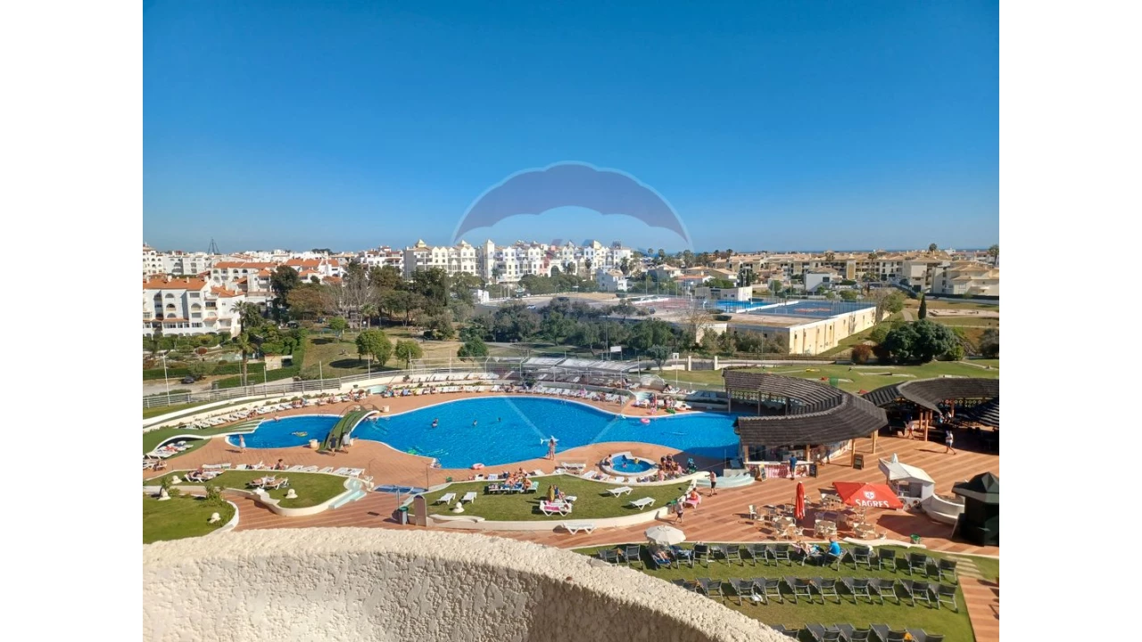 Apartamento T1 para Venda em Albufeira e Olhos de Água Foto 2