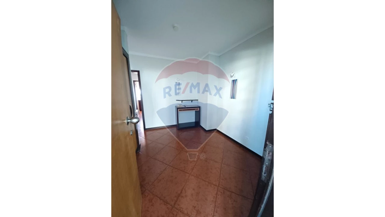 Apartamento T1 para Venda em Albufeira e Olhos de Água Foto 7