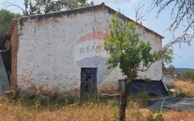 Moradia T2 para Venda em Loule (São Sebastião)