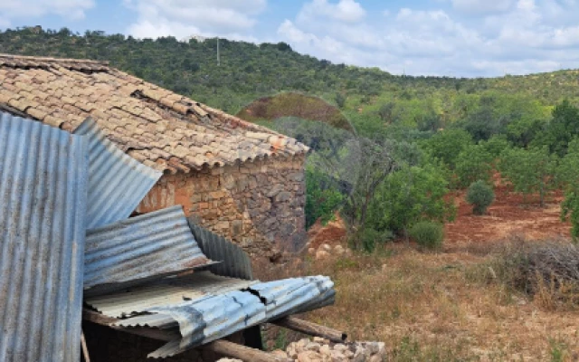 Moradia T2 para Venda em Loule (São Sebastião)