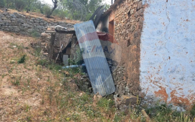 Moradia T2 para Venda em Loule (São Sebastião)